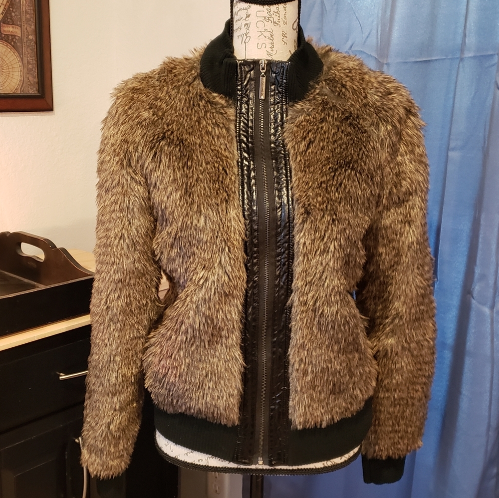 Faux fur crop bomber jacket